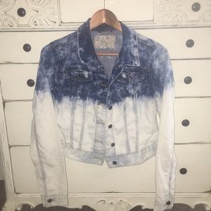 Acid wash jean jacket ✨